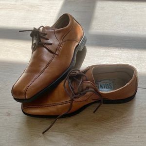 Florsheim Kids Reveal Oxford Shoes Size 4M